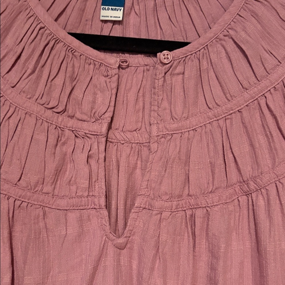 Old Navy - NWT! Women's Flutter Sleeve Dobby Top - Blouse. Size XL. Pink/Maeve - Picture 5 of 14